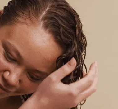 curl defining gel haar scrunchen